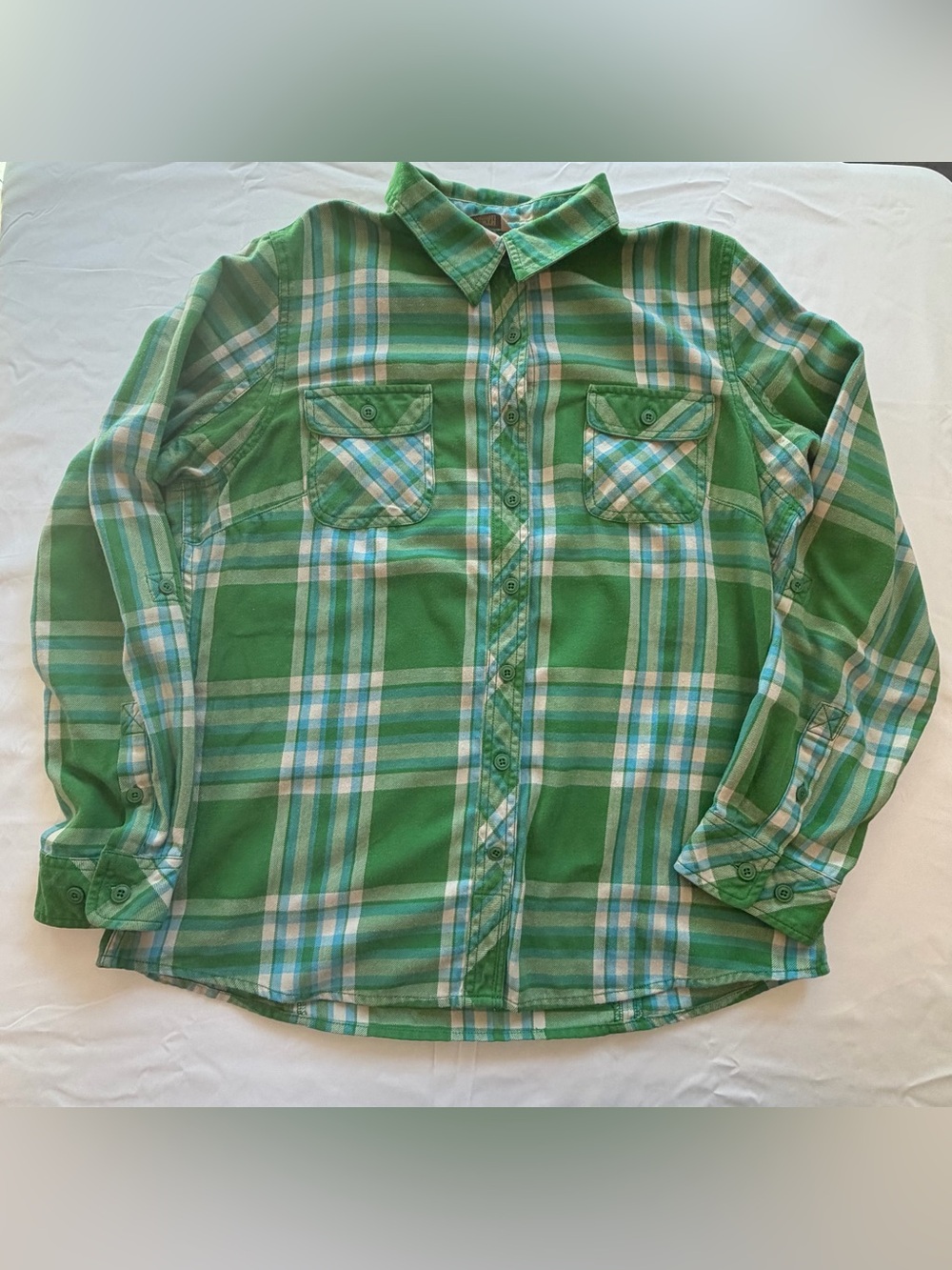 Duluth Trading Co Women’s Large Green Plaid Flannel Button Down Shirt